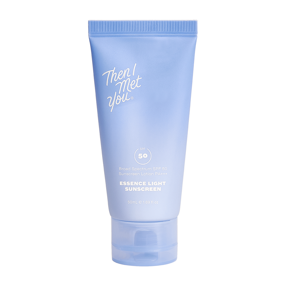 Essence Light Sunscreen SPF 50 PA+++ GWP